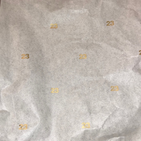 Air Jordan 11 Retro Low - Picture 16 of 17